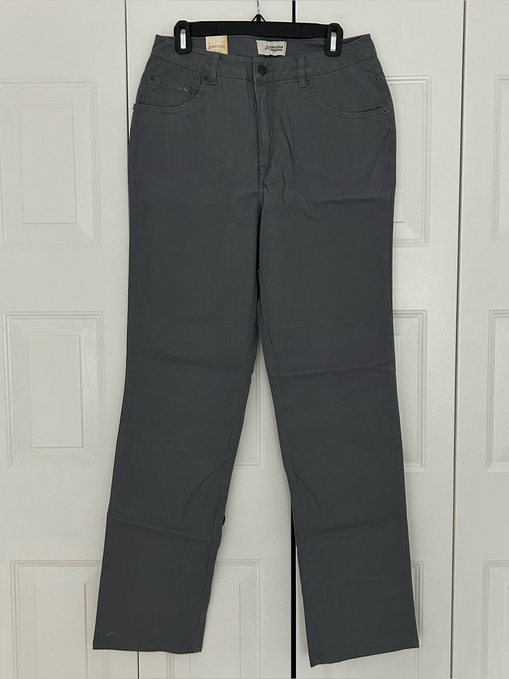 NWT St John’s Bay Slate Gray, Straight Leg, Stretch, 5 Pocket Jeans 10 Tall